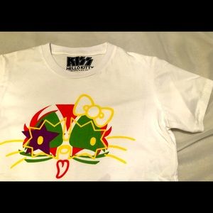 Hello Kitty KISS shirt - Size XL